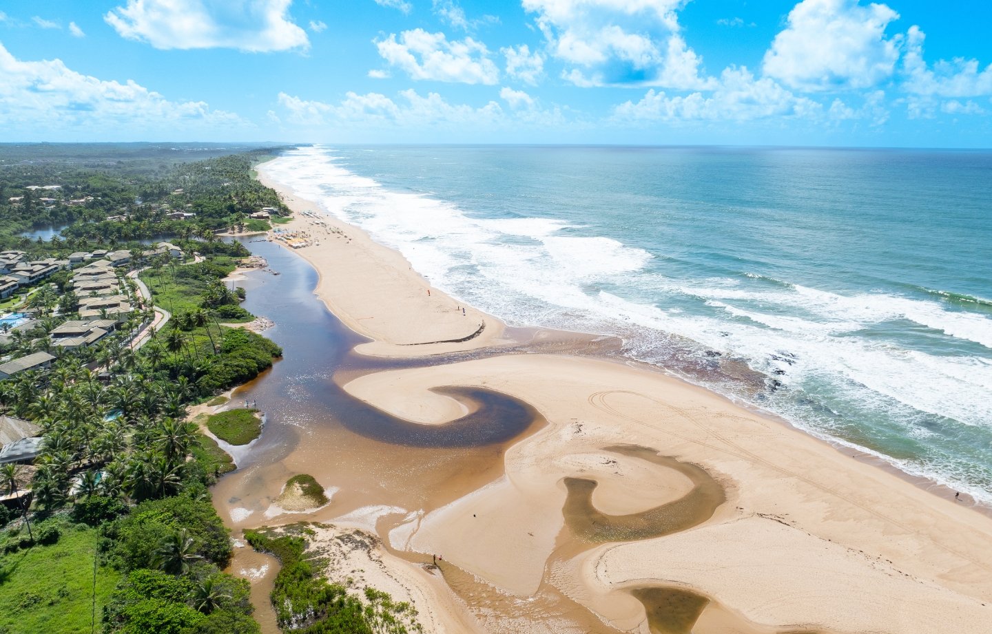 Imbassaí Muito Além da Praia: Experiências Inesquecíveis